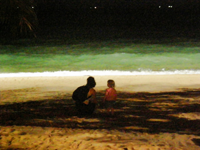 Jomtien - Abends beleuchteter Strand...