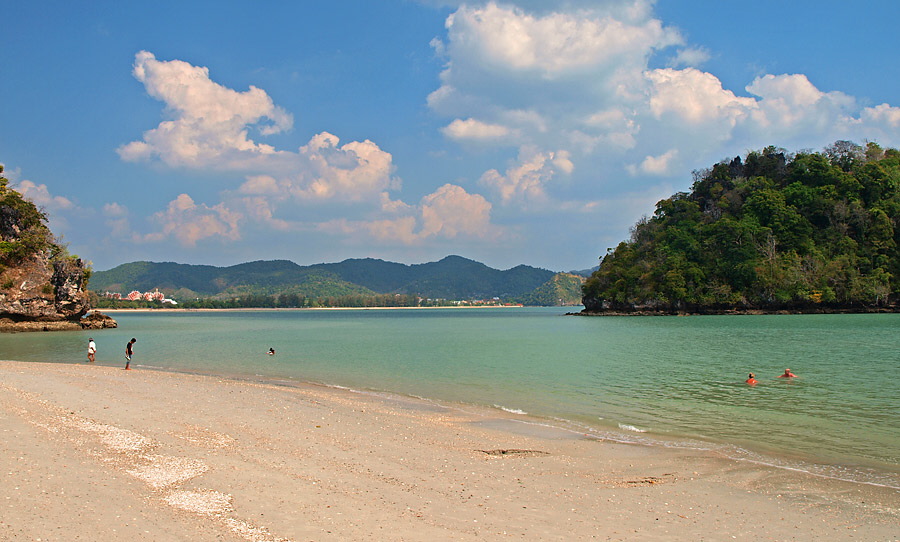 Noppharat Thara Beach - Krabi