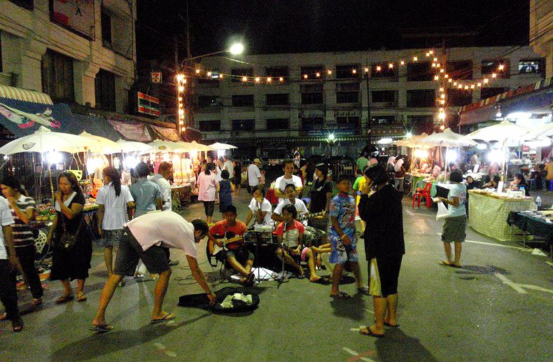 Nachtmarkt Krabitown