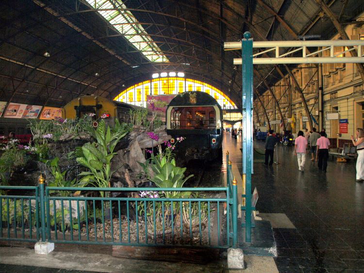 Hualampong Train Station