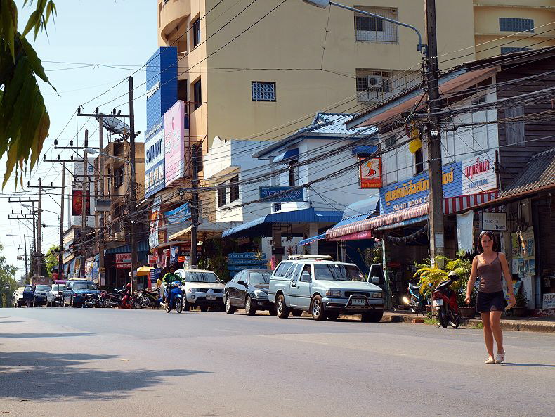 Das kleine blaue Chan Cha Lay Gstehaus in Krabi Stadt.