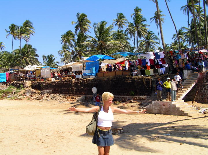 Anjuna Markt vom Strand aus